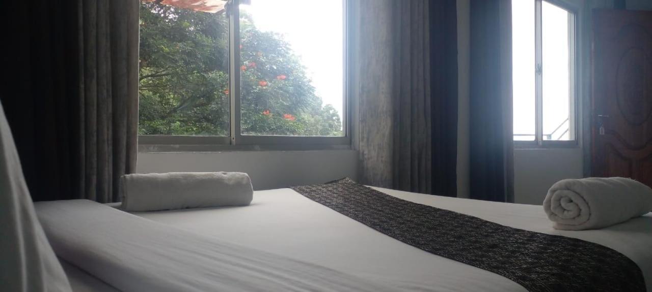 Grand Cliff Ella Hotel Bagian luar foto