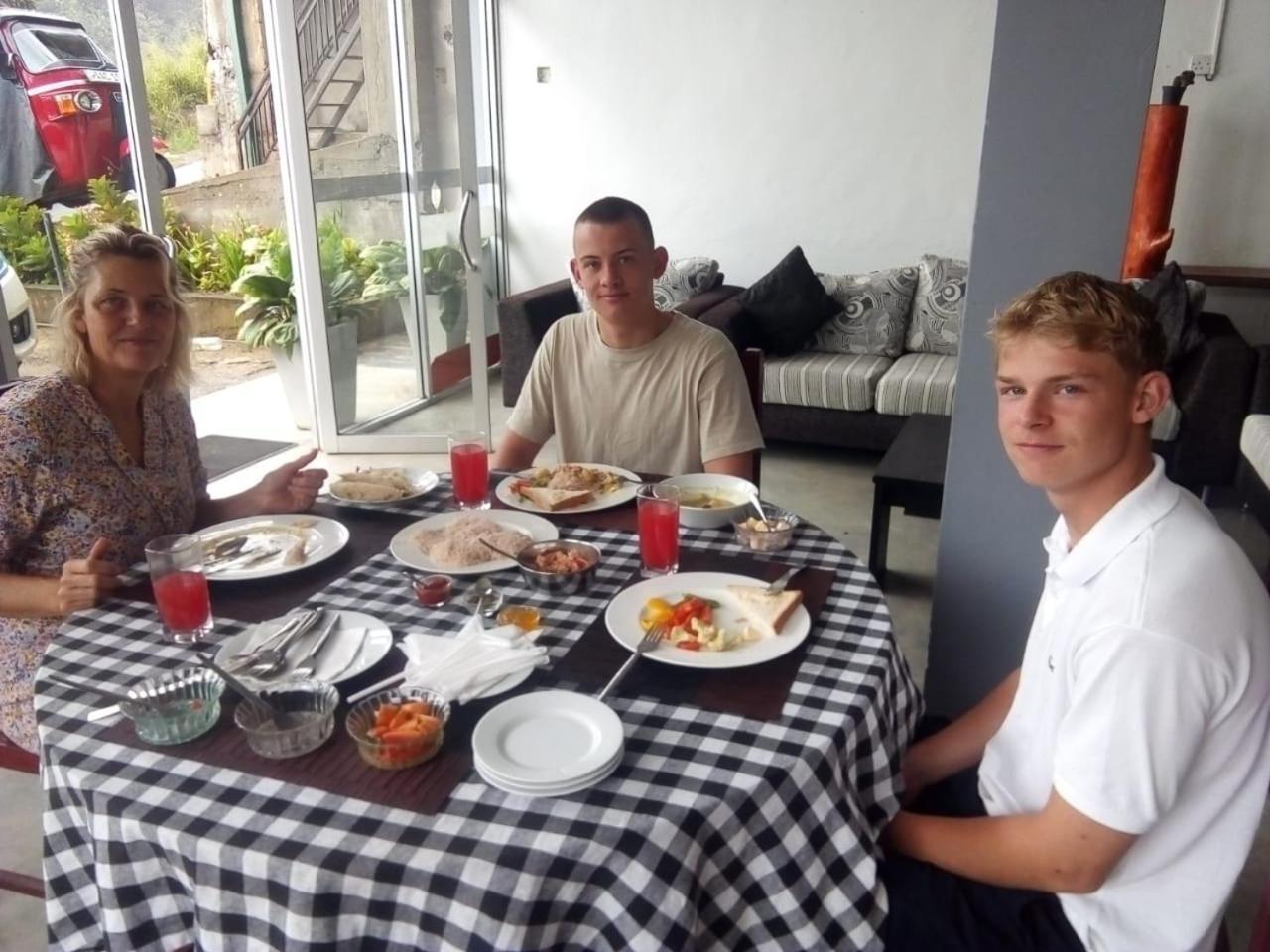 Grand Cliff Ella Hotel Bagian luar foto
